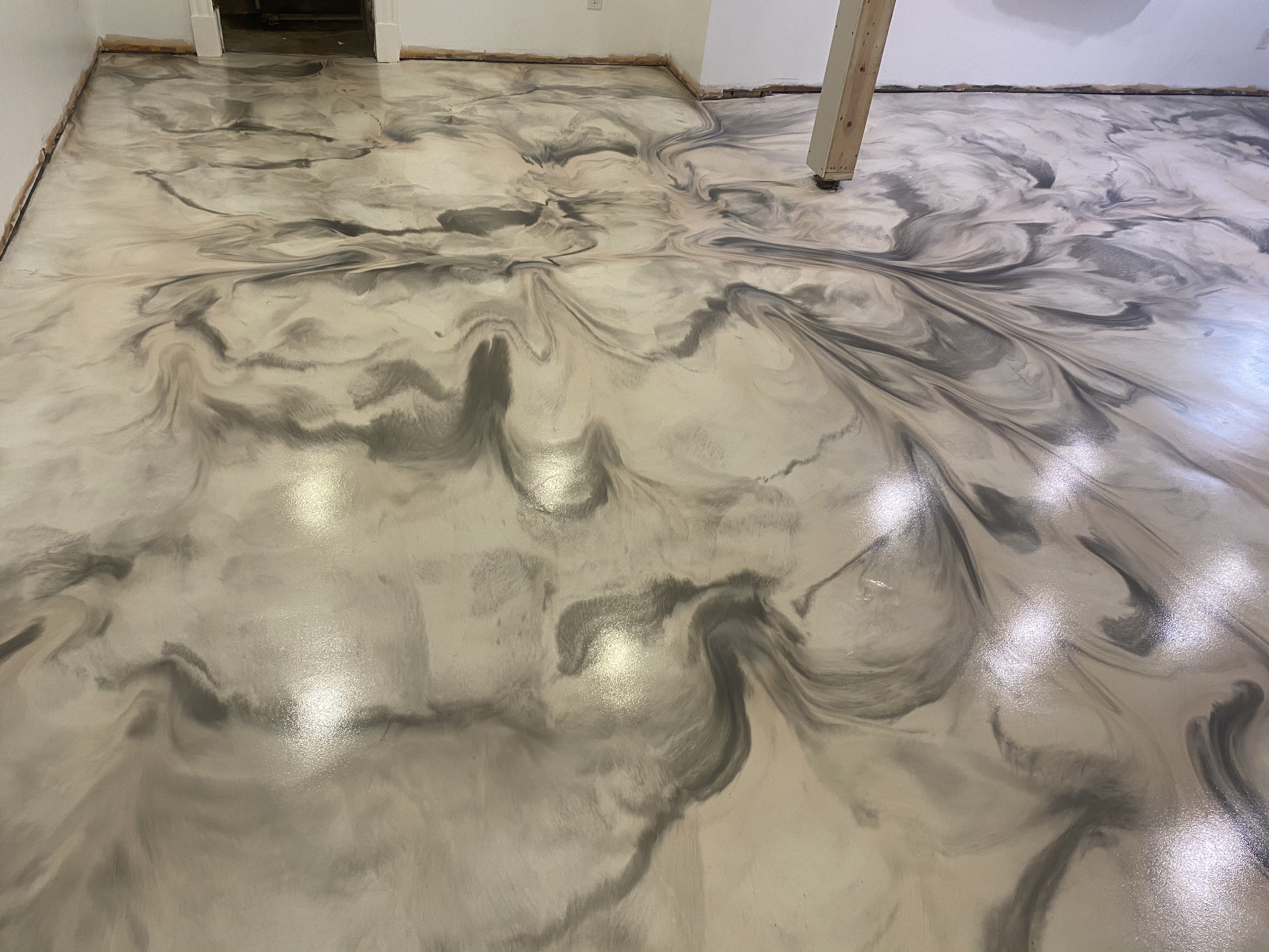 epoxy floor coating contractor in Cincinnati